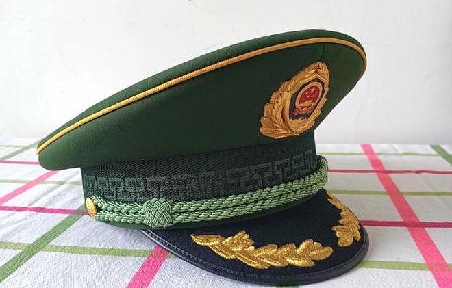 中国武警40年的军帽变迁史 - 13