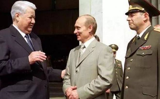 俄罗斯是烫手山芋，继任总统条件有三，叶利钦为何选择普京传位？ - 9