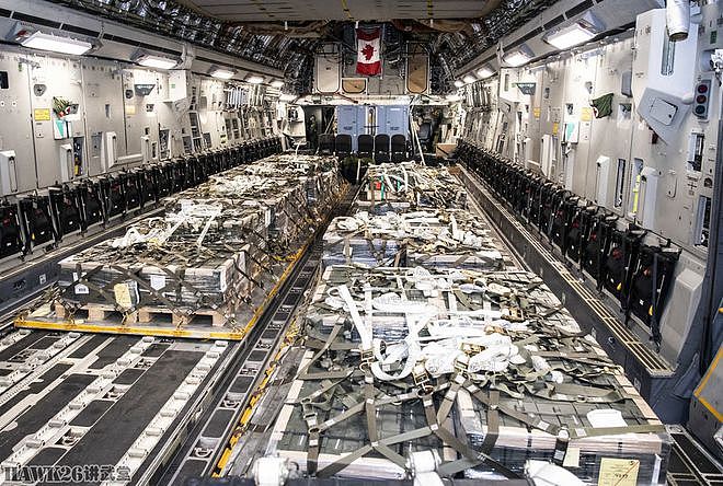 加拿大空军CC-177运输机为乌克兰运送武器装备 属于是千里送鹅毛 - 8