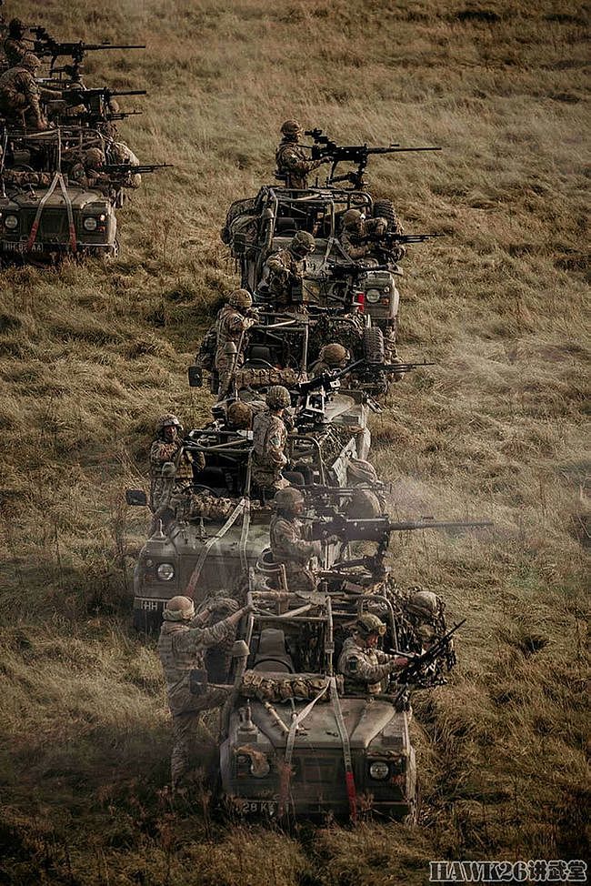 英国陆军伞兵部队支援武器训练 从突击车上发射NLAW反坦克导弹 - 7