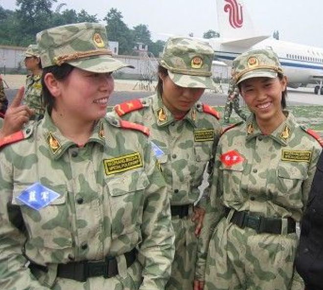 中国武警40余年的作训服变迁史 - 9
