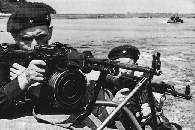苏联二战只有DP轻机枪？其实捷格加廖夫还有新产品——RPD轻机枪 - 7