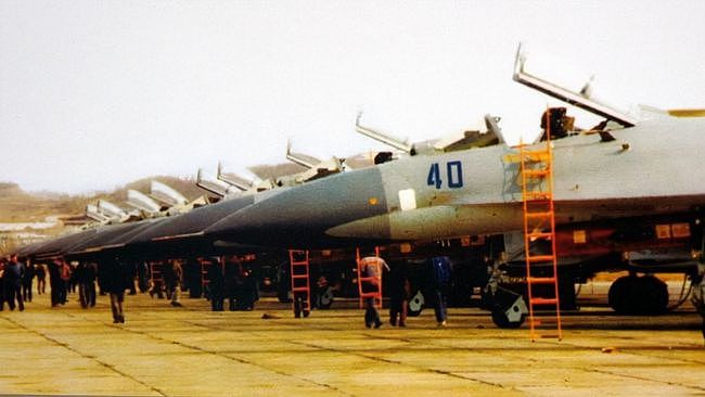 青出于蓝胜于蓝！苏-27衍生出的战机家族，在中国空军遍地开花 - 1