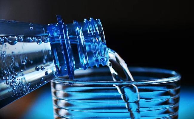 这5种水，都不建议喝，竟然包括饮水机里的水…… - 4