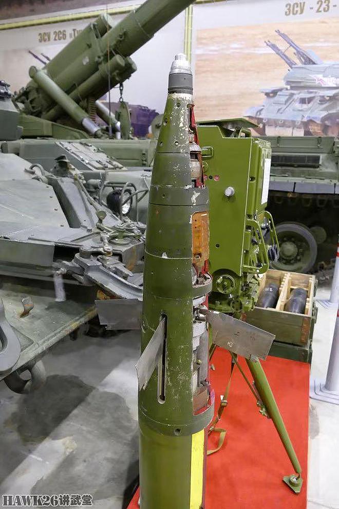 细看：俄罗斯博物馆展出“红土地”激光制导炮弹系统 整体略笨重 - 8