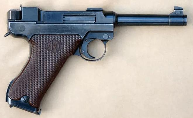 二战时期各国将官的常用佩枪，瓦尔特PPK是永远的经典 - 13