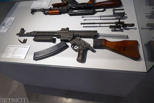 俄罗斯军事历史博物馆新增精彩陈列 揭示Stg44与AK-47之间的关系 - 9