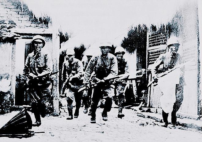 1937年，日军在一个月内三次屠城，连自己人也不放过 - 6