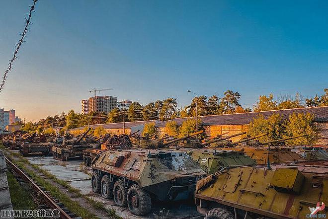 探访：乌克兰首都基辅的退役武器仓库 大批坦克装甲车在这里生锈 - 5