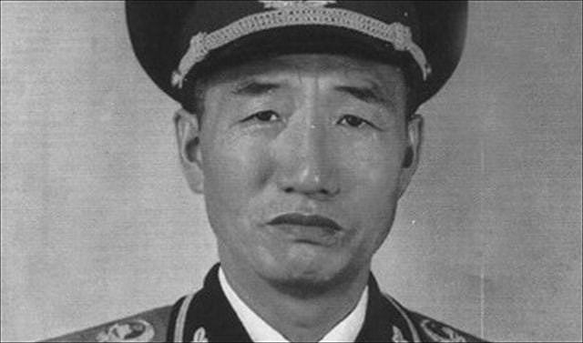中央让刘伯承担任129师师长，而徐向前却被降为副师长，原因何在 - 5