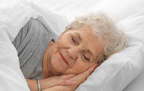 中老年“最佳睡眠时长”或公布？6小时不在列，可能多数人想错了 - 10
