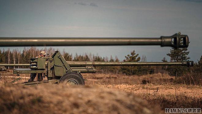 拉脱维亚100mm加农炮战斗射击训练 捷克老式火炮仍在一线挑大梁 - 6