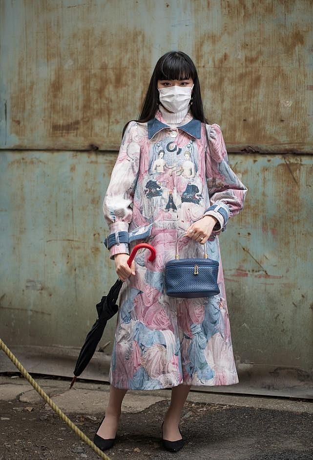 东京街头的人穿搭好潮，哪怕是复古风格的，看着都与众不同 - 6