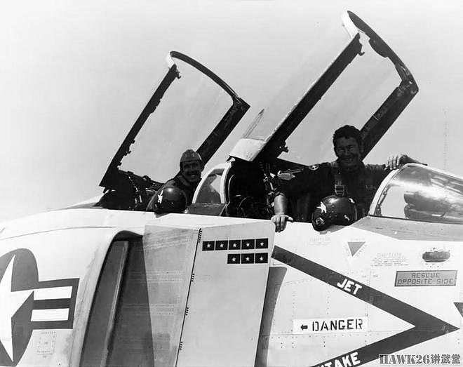 麦道F-4“鬼怪II”战斗机 越南战争多用途王者 力大砖飞的代言人 - 17