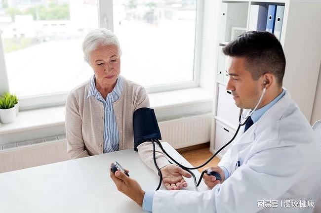 50岁，血压应该保持带多少才算正常？医生一问告知，别多虑 - 1