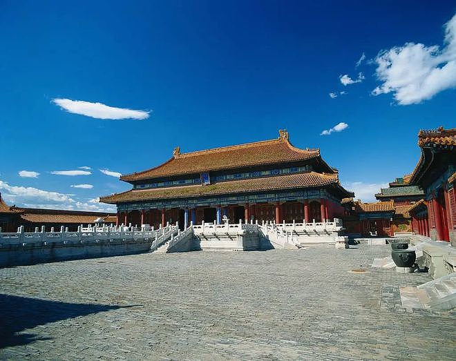 紫禁城究竟住过24个还是25个皇帝？1644年6月3日李自成在北京即位 - 12