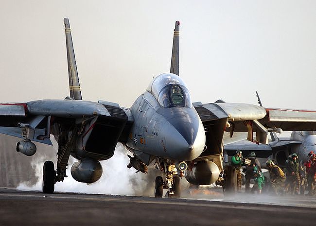 用时480秒 美军F-14“雄猫”击落两架苏制米格-23战机 - 12