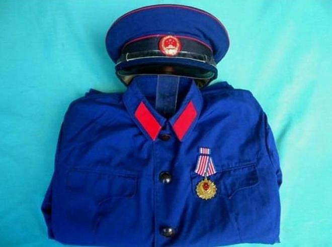 中国警察70余年的制服变迁史 - 5