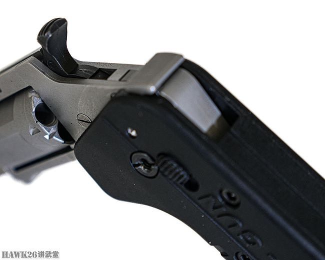 标准制造公司Switch-Gun折叠手枪 最后一道防线 可自动弹开并锁定 - 7