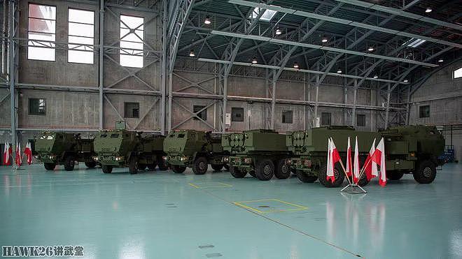 波兰接收首批5辆“海玛斯”发射车 年内装备18辆 计划再采购500辆 - 8