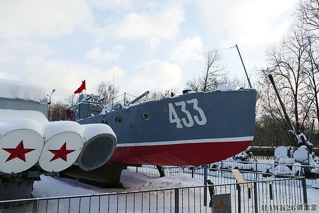 俄罗斯博主魔幻经历：博物馆“坦克艇”上茶话会 独一无二的体验 - 2