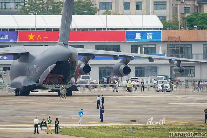 海外谈中国：珠海航展新型飞机和武器系统云集 航空领域发展迅猛 - 12