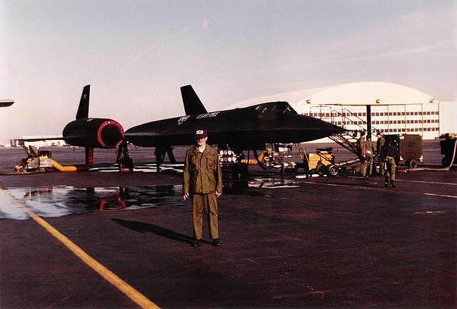 你不知道的SR-71“黑鸟”: 曾被故意设计成边飞边漏油 - 4
