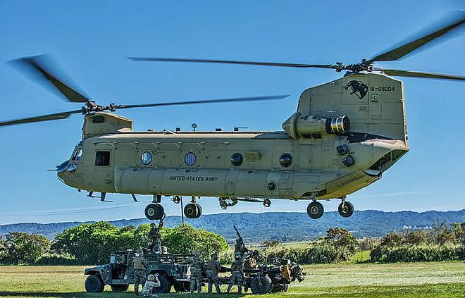 盘点世界十大性能最优秀的军用运输直升机 - 15