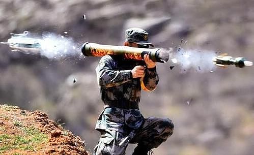 城市巷战的破墙锤DZJ08式80毫米火箭筒：萨沙的兵器图谱第258期 - 6