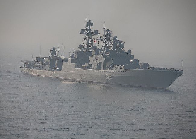 中俄伊三国海军波斯湾军演，14艘舰艇集结，美国航母早已无影无踪 - 1