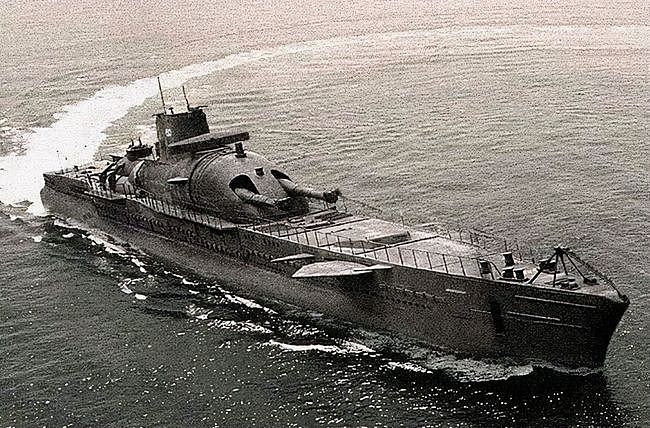 二战前的法国最大潜艇，絮库夫号远洋潜艇，看似威风实则是个废物 - 6