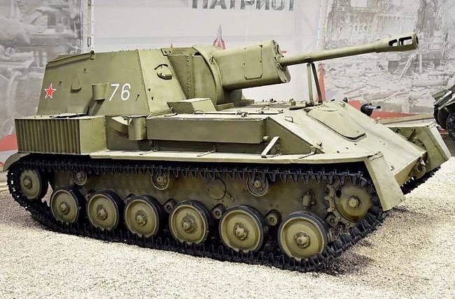 脆皮小车搭载火炮，却是苏军的火力中坚——SU-76自行火炮？ - 6