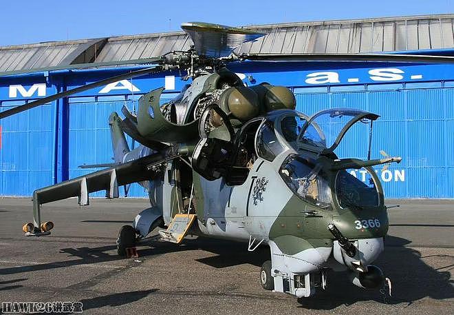捷克接收第一架AH-1Z“蝰蛇”引进美国武装直升机总价6.5亿美元 - 6
