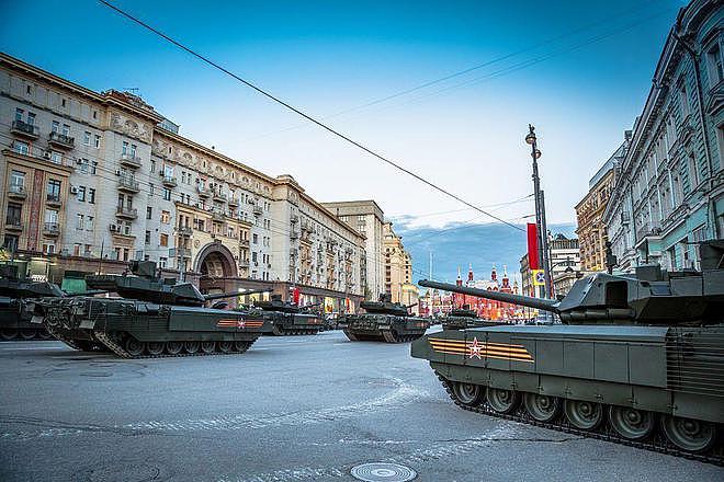 号称战力最强的俄军T-14“阿玛塔”为何不开进乌克兰作战？ - 3