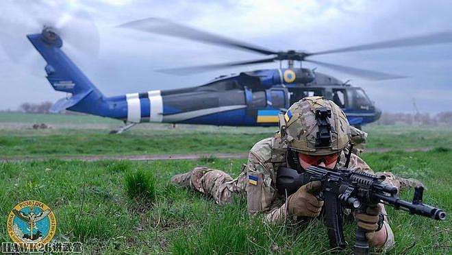乌克兰展示美国UH-60“黑鹰”直升机 民用型上战场 意图索取更多 - 4