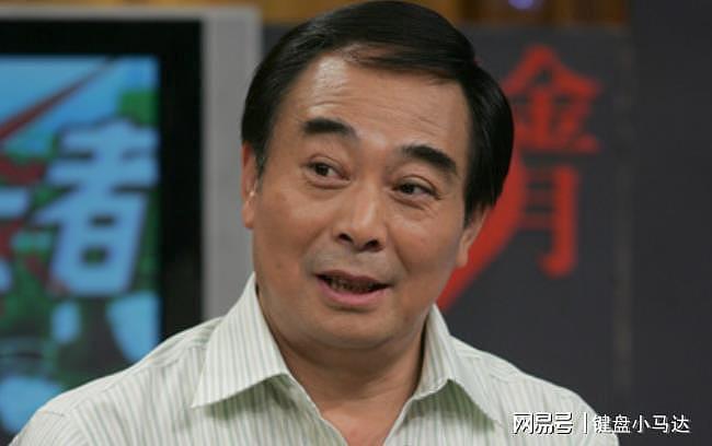 中国早批特型演员，观众心里的老艺术家，义务演出40年值得尊敬 - 6