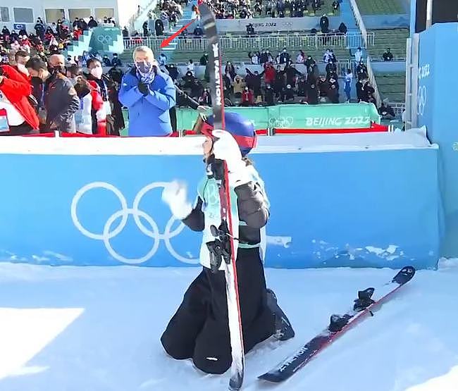 历史性时刻！谷爱凌大逆转创造4个第一，助中国登顶冬奥会奖牌榜 - 4