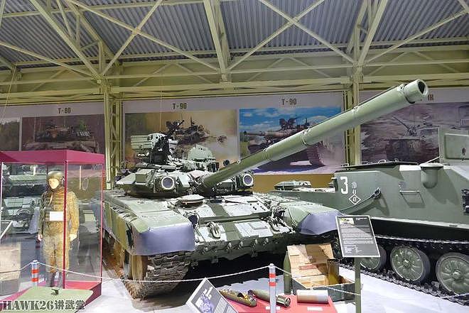 细看：T-90主战坦克服役30年 早期生产型什么样“窗帘”就是累赘 - 1