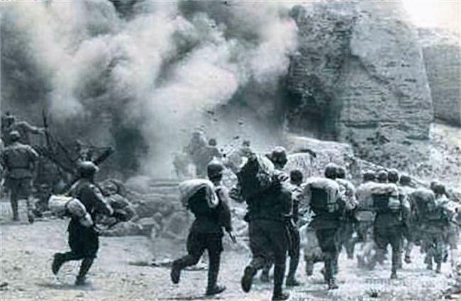 陈中柱：被日军杀害尸首分离，孕妻勇闯敌营讨回头颅，后守节76年 - 1