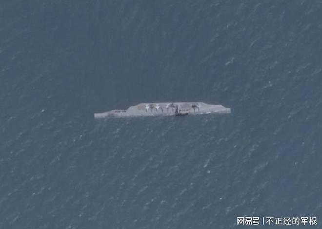 伊朗导弹艇近距离围攻美军尼米兹级航母的演习，到底有多不靠谱？ - 3