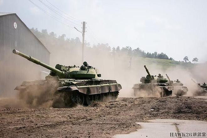 俄军要求尽快升级800辆T-62坦克 四大因素决定“五对轮”重返战场 - 9