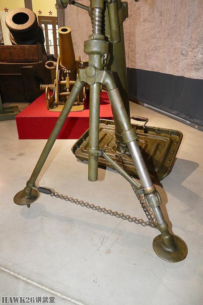 俄罗斯博物馆展示法国81mm迫击炮 来自中国改变苏联武器发展路线 - 4