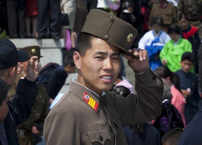 盘点一名朝鲜官兵的10件随身物品 - 4