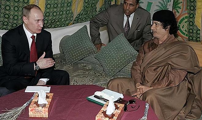 2008年普京携46亿欠条拜访卡扎菲，次日早餐，普京：这顿算45亿 - 8