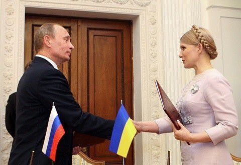 前乌克兰美女总理气质太好！当年穿小黑裙和普京同框，堪比超模啊 - 6