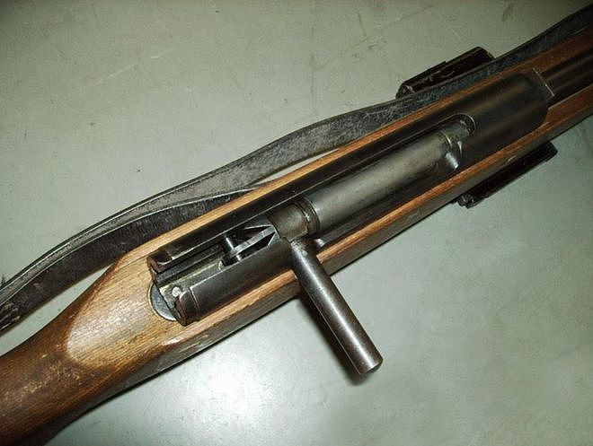 从精良严谨到粗糙滥造，盘点德国二战末期的简陋枪械 - 8
