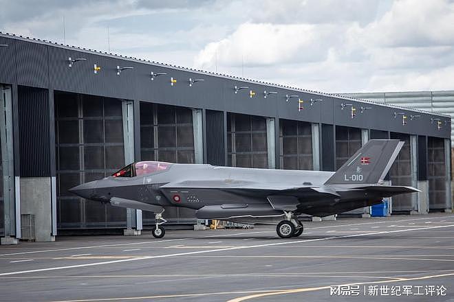 F-35最大规模接收仪式：丹麦空军与洛马公司合办，一万人参与 - 1