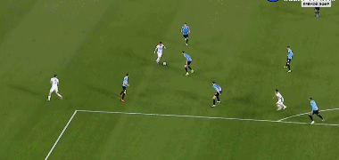 3-0！梅西炸裂表演：30米传球破门+仙人指路！阿根廷猛追巴西 - 3