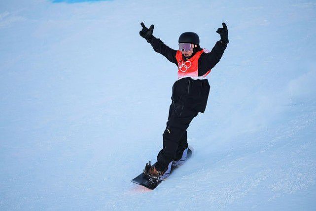 17岁苏翊鸣创造历史拿下冬奥会银牌！穿滑雪服大爆火，霸气双杀 - 8