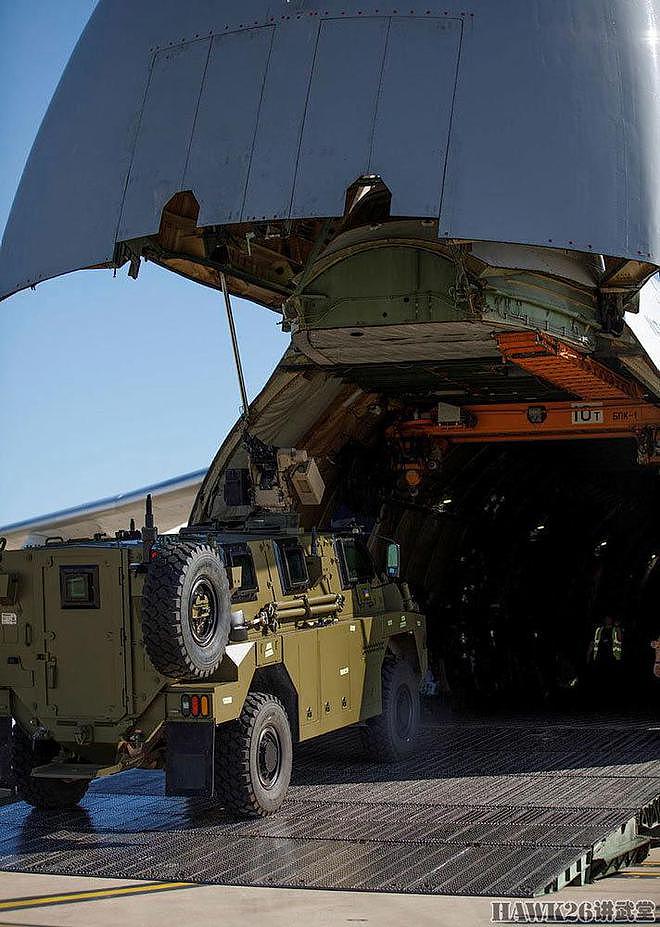 澳大利亚向乌克兰提供军援 安-124重型运输机装载M777超轻榴弹炮 - 3